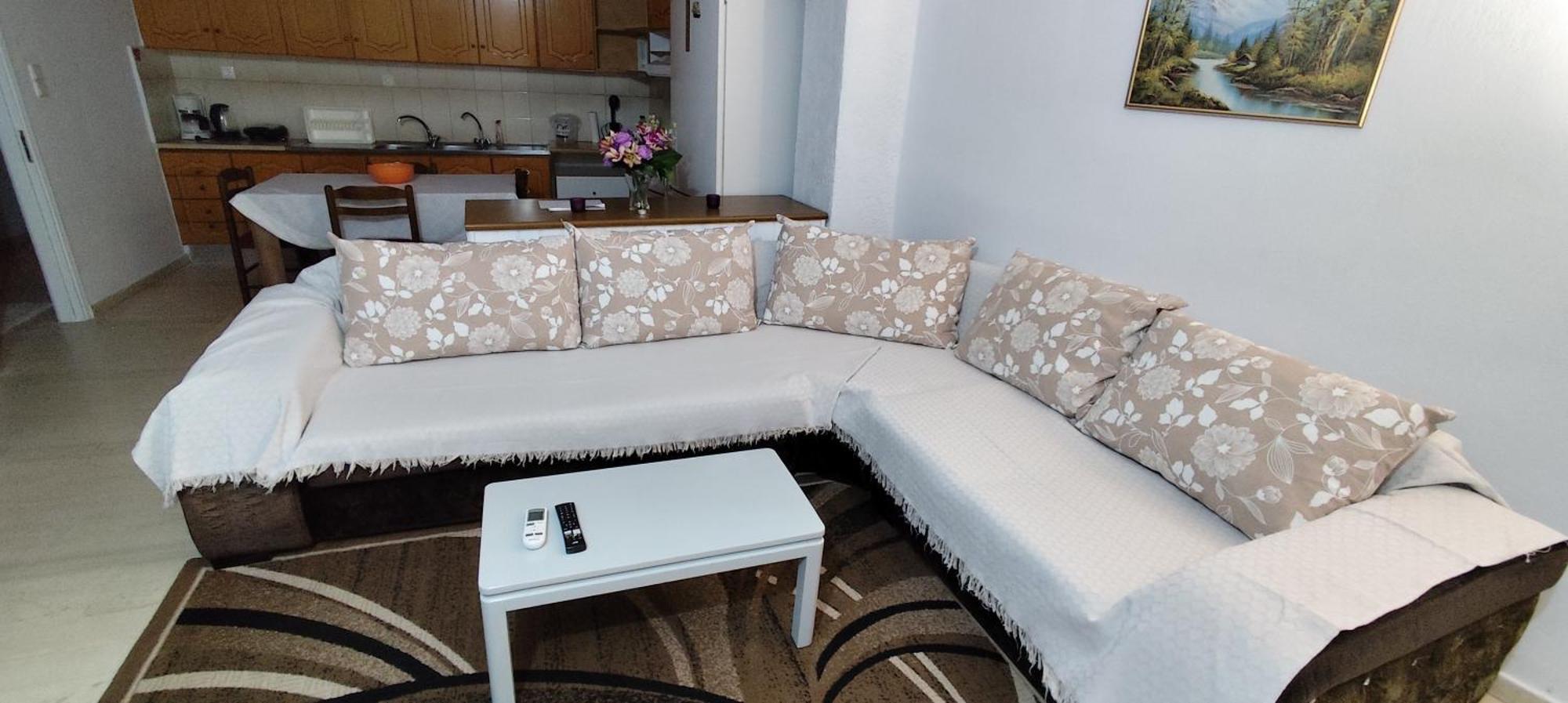 Ευρύχωρο Και Άνετο Διαμέρισμα Στην Ιτέα Joanna'S Apartment Kirra Bagian luar foto